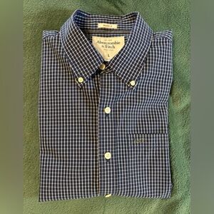 Abercrombie & Fitch Men's Blue Plaid Shirt, Size: L. (5465)